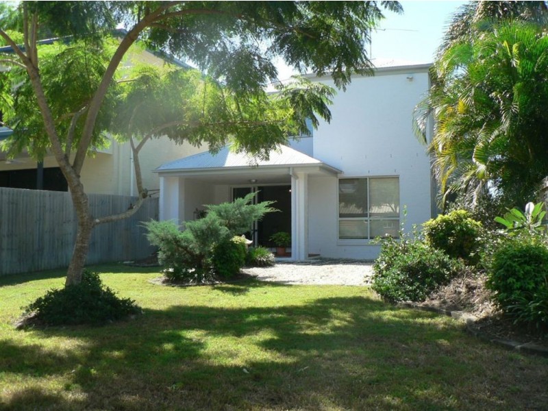 16 Mooroondu Rd, Thorneside QLD 4158