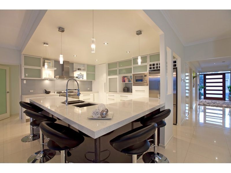 8 Brush Box Place, Wakerley QLD 4154