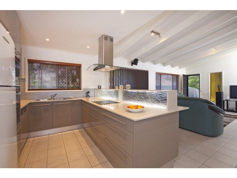14 Thorne Road, Birkdale QLD 4159