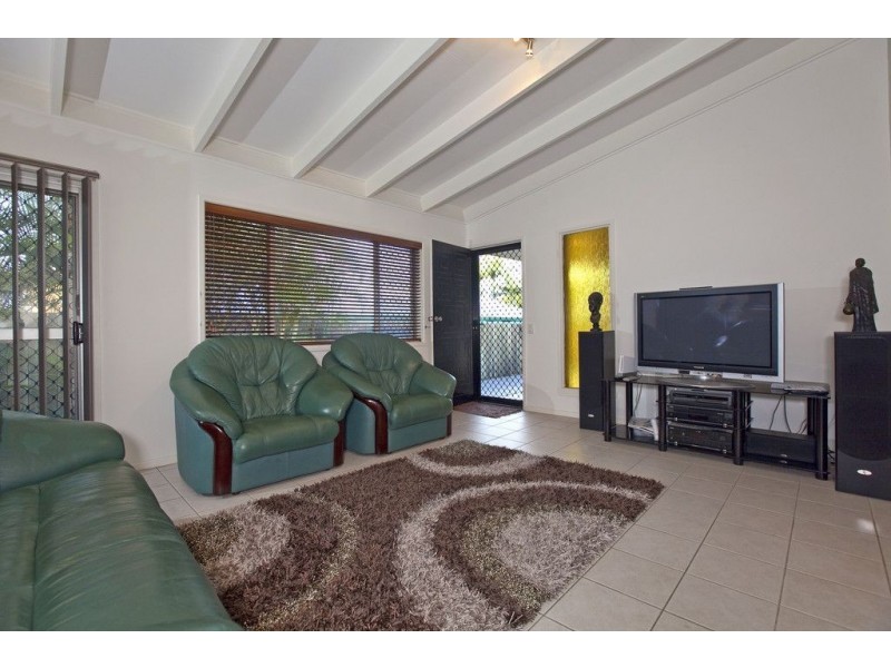 14 Thorne Road, Birkdale QLD 4159