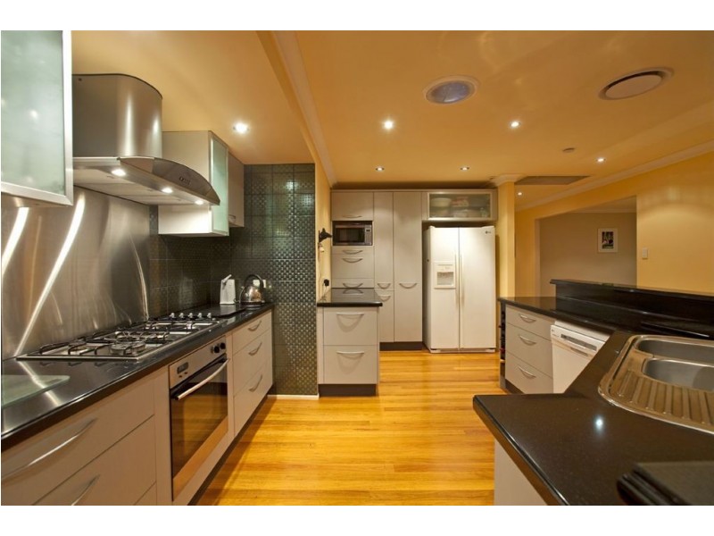 22 Warner Street, Wellington Point QLD 4160