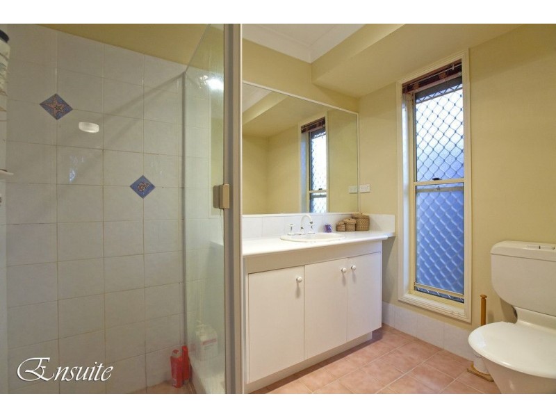 20 Laurance Court, Wellington Point QLD 4160