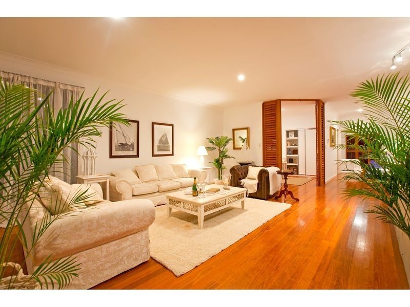 19 Wellesley Street, Wellington Point QLD 4160