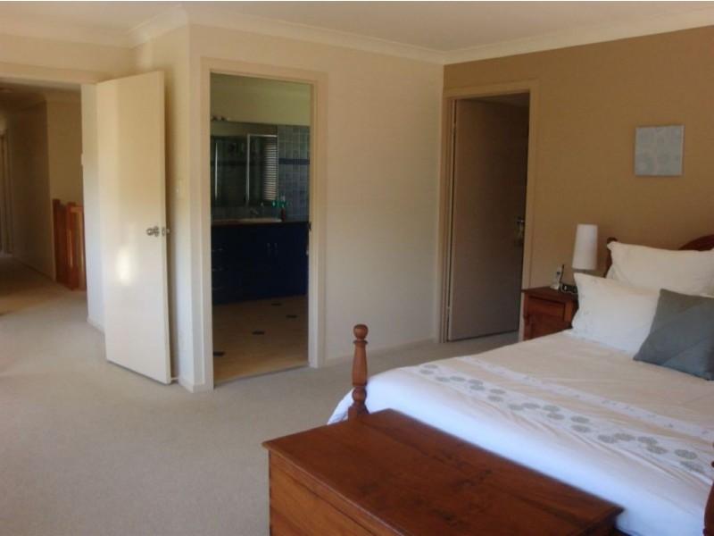 3 Sorrento Close, Wellington Point QLD 4160