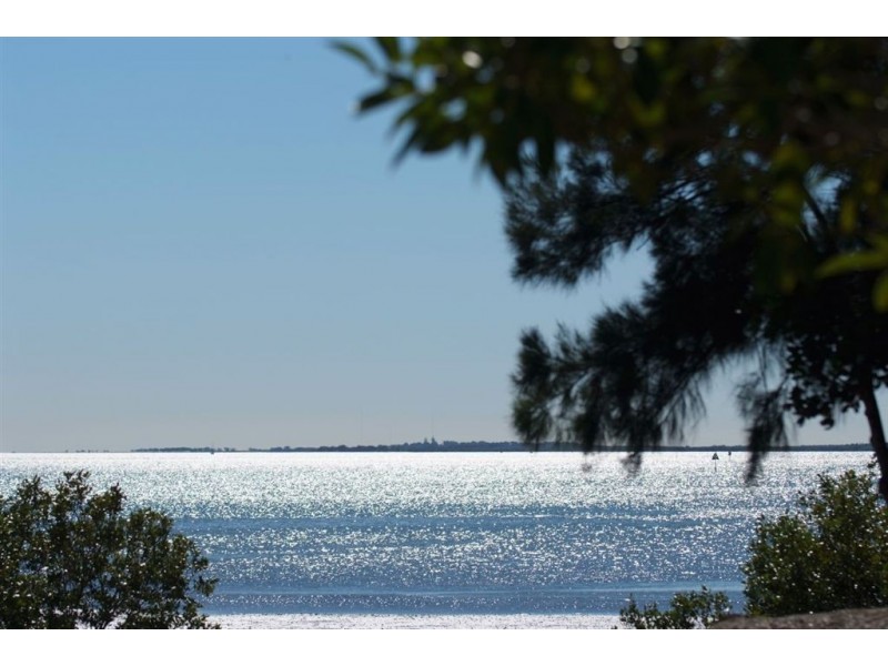 Lot 1 18 Mainsail Street, Birkdale QLD 4159