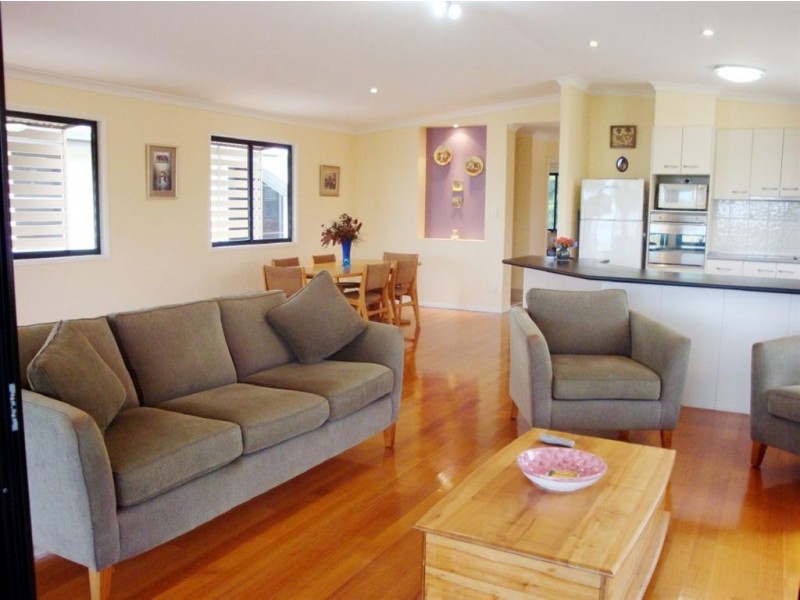 7 Arthur Street, Wellington Point QLD 4160