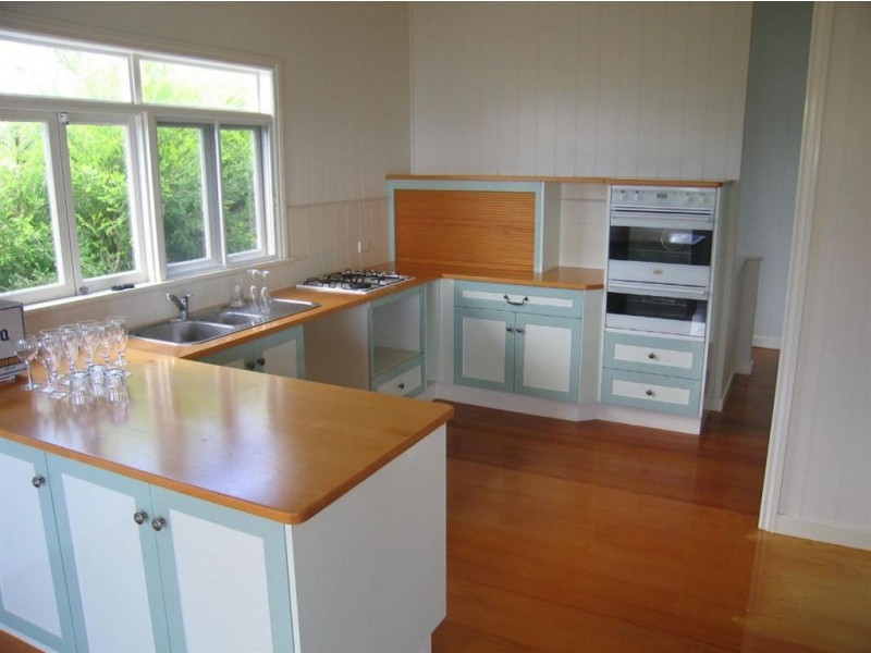 29 Main Road, Wellington Point QLD 4160