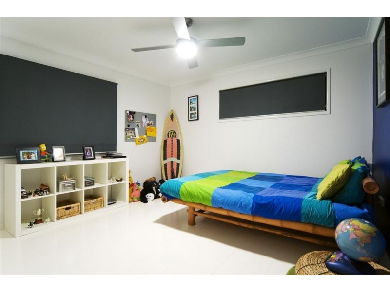 4 Parnka Street, Wellington Point QLD 4160