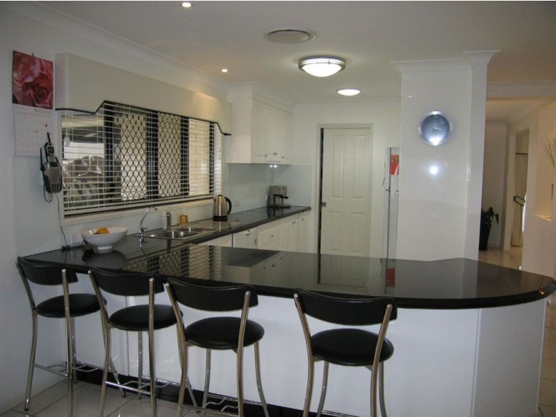 4 Discovery Place, Wellington Point QLD 4160