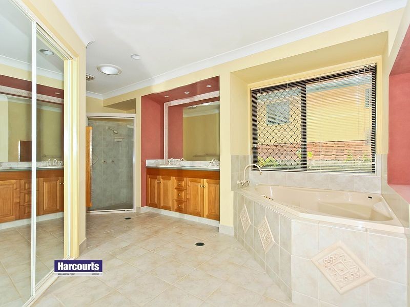12 Genevieve Court, Wellington Point QLD 4160