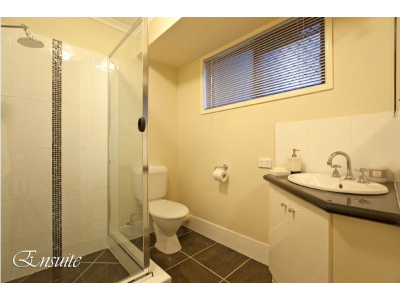 11 Cooinda Street, Wellington Point QLD 4160