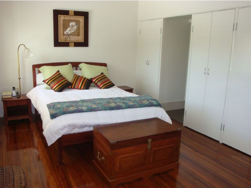 23 Hull Street, Thorneside QLD 4158