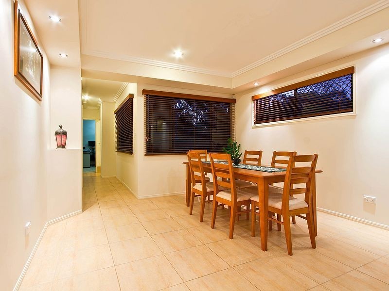 80 Thorneside Rd, Thorneside QLD 4158