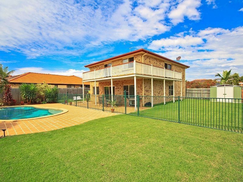 2 Marcel Place, Wellington Point QLD 4160