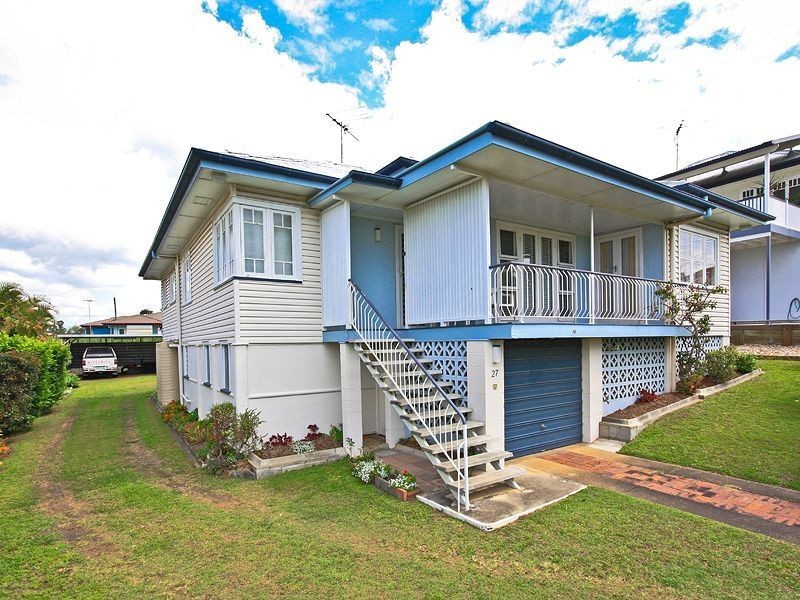 27 Whites Road, Manly West QLD 4179