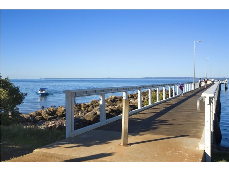 72 Beachcrest Road, Wellington Point QLD 4160