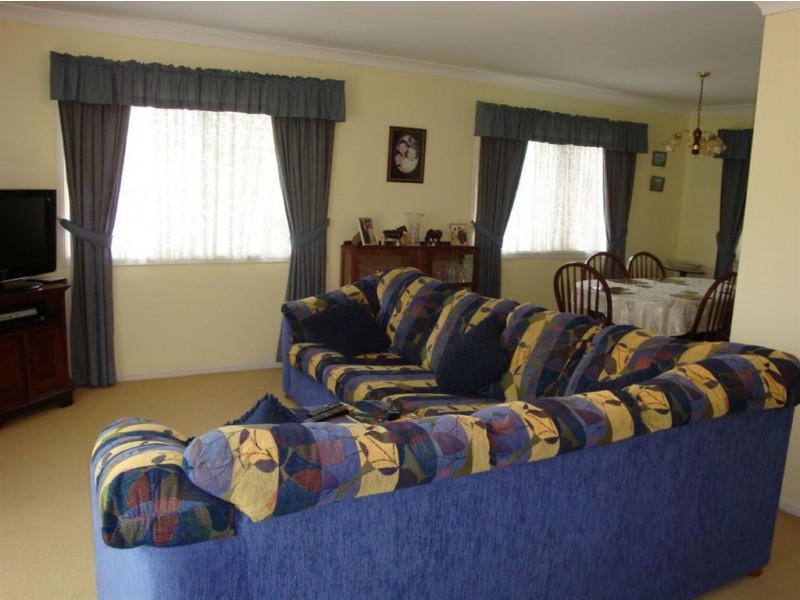 47 Redgrove Avenue, Wellington Point QLD 4160