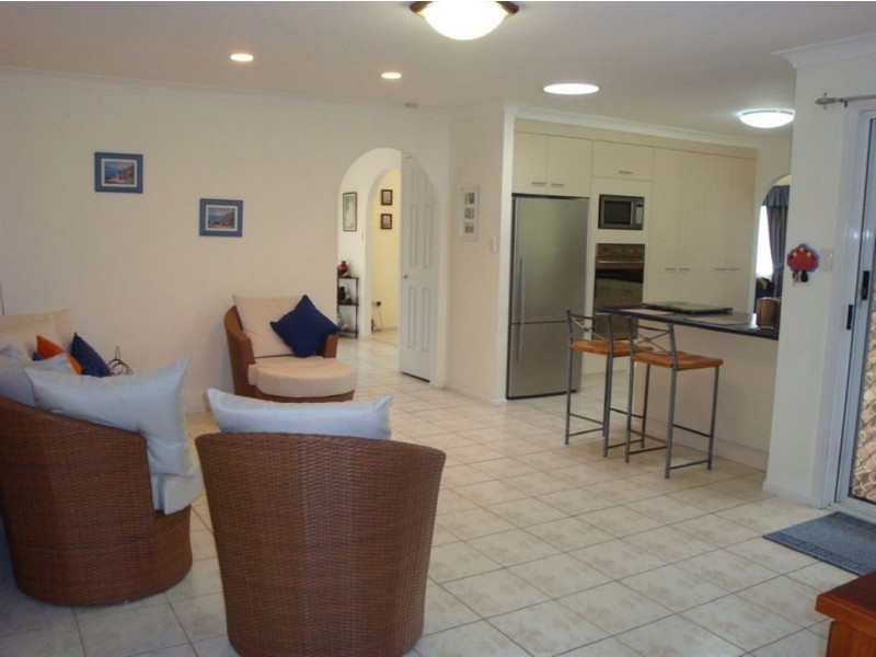 47 Redgrove Avenue, Wellington Point QLD 4160