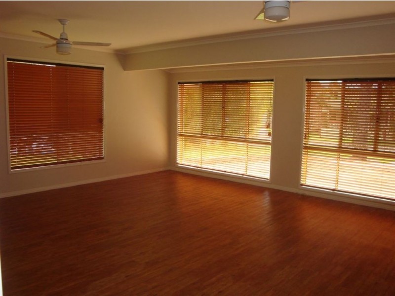 8 Mossip Court, Wellington Point QLD 4160