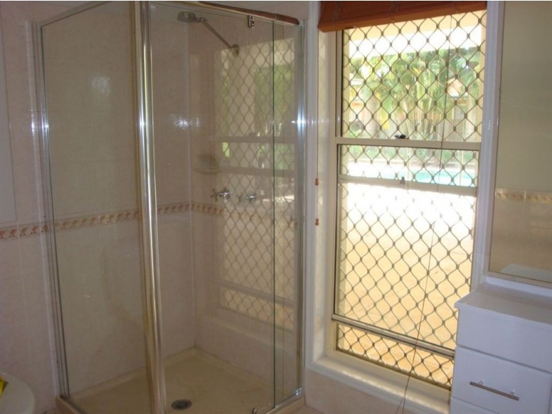 8 Mossip Court, Wellington Point QLD 4160