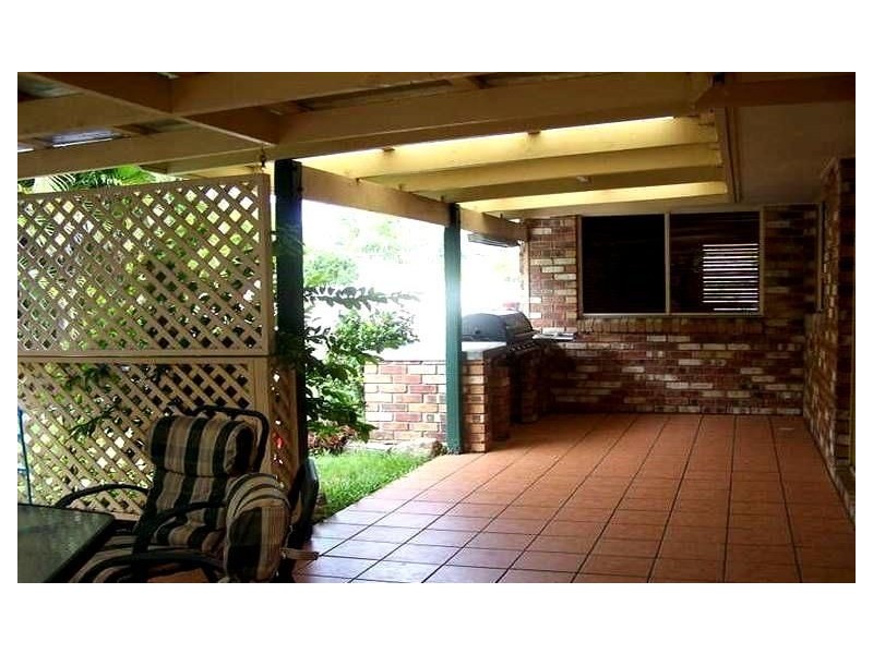 2 Laurance Court, Wellington Point QLD 4160