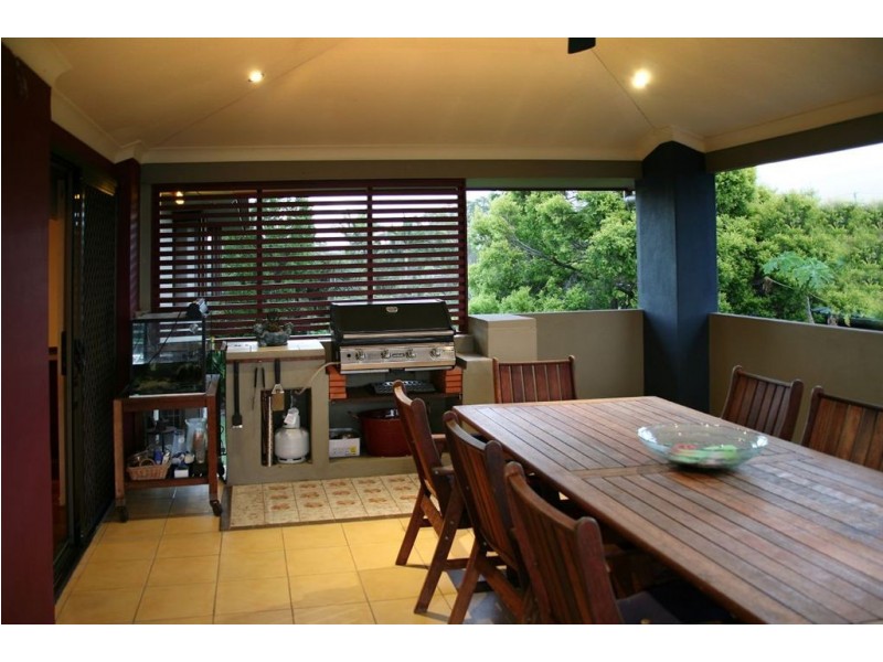 42 Mooroondu Road, Thorneside QLD 4158