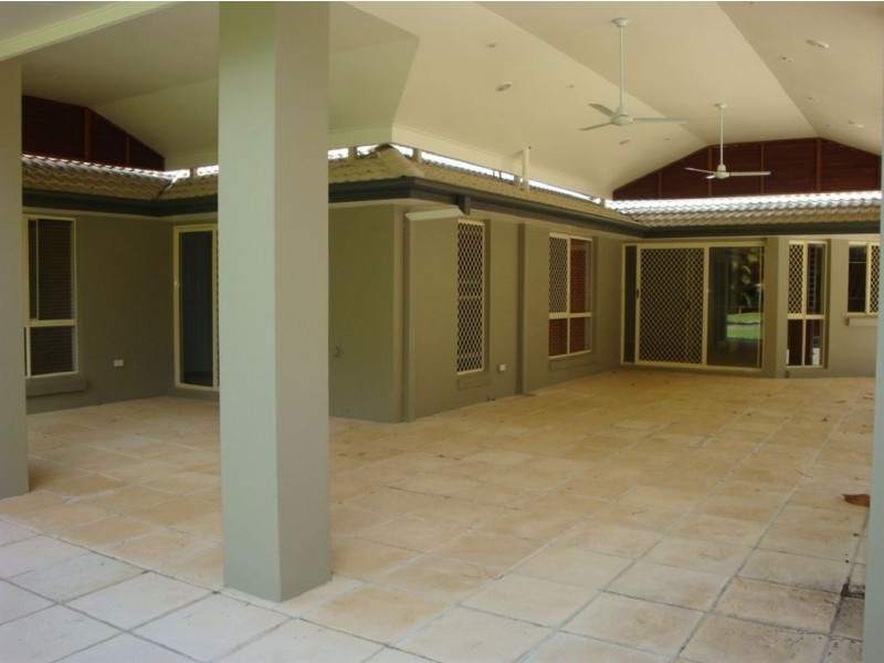 8 Mossip Court, Wellington Point QLD 4160