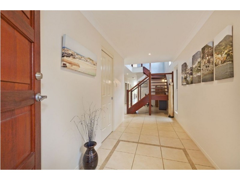 16 Edith Street, Wellington Point QLD 4160