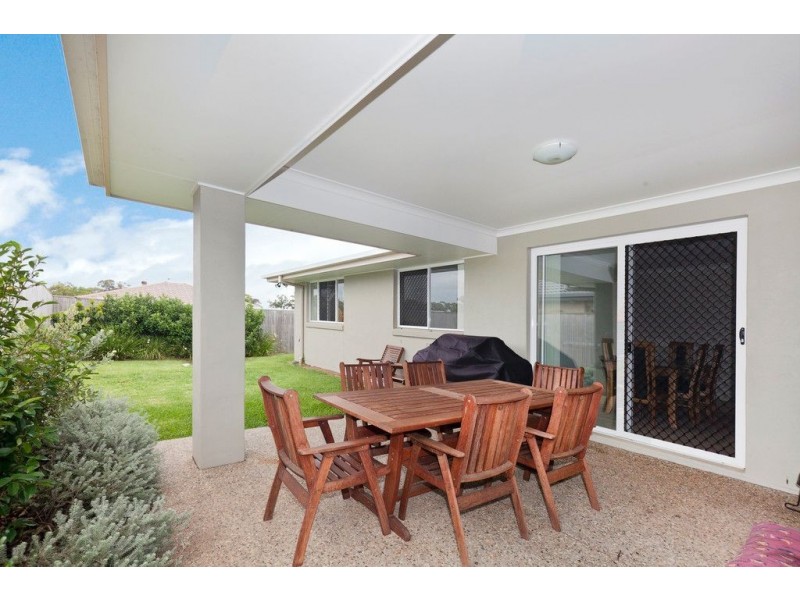 5 Kingsway St, Wellington Point QLD 4160