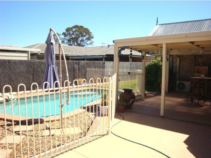 16 Belford Drive, Wellington Point QLD 4160