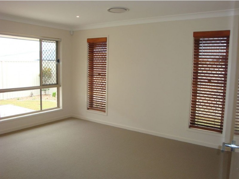 34 Paulina Street, Wellington Point QLD 4160