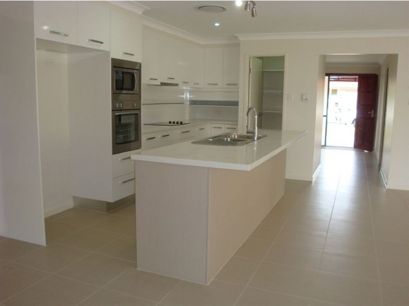 34 Paulina Street, Wellington Point QLD 4160