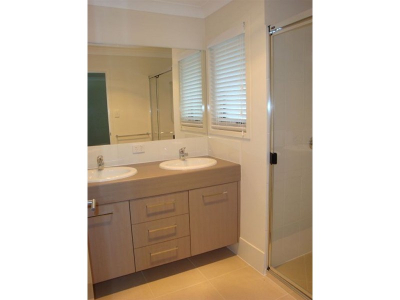 34 Paulina Street, Wellington Point QLD 4160