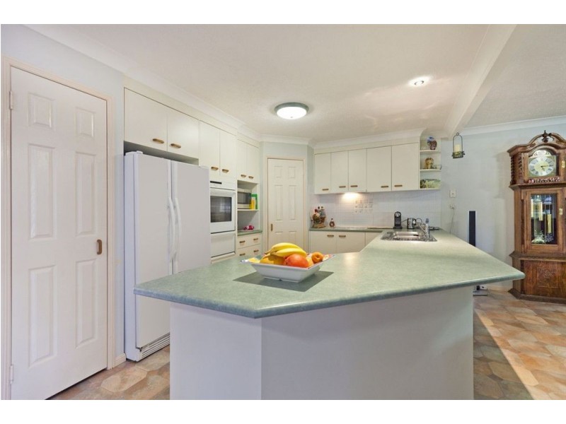 6 Laurance Court, Wellington Point QLD 4160