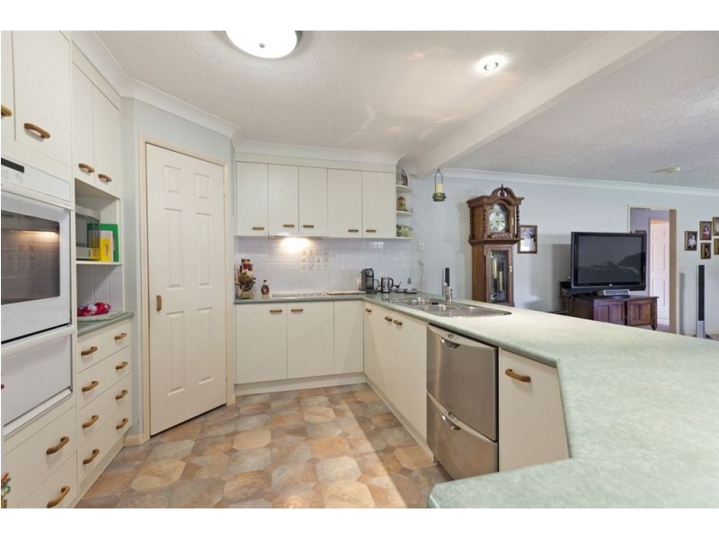 6 Laurance Court, Wellington Point QLD 4160