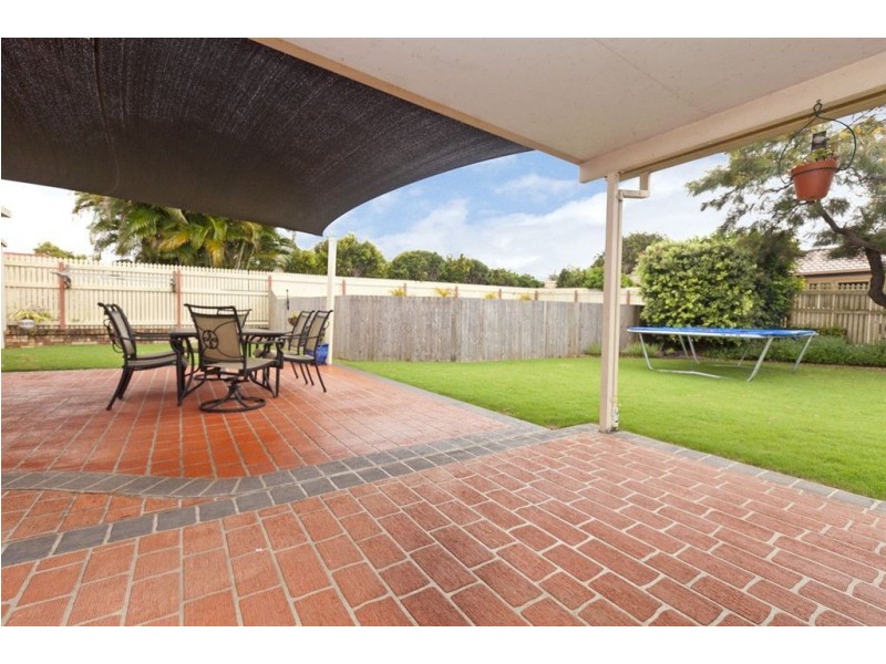 6 Laurance Court, Wellington Point QLD 4160