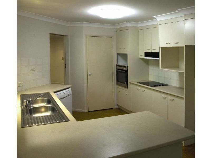2 Laurance Court, Wellington Point QLD 4160