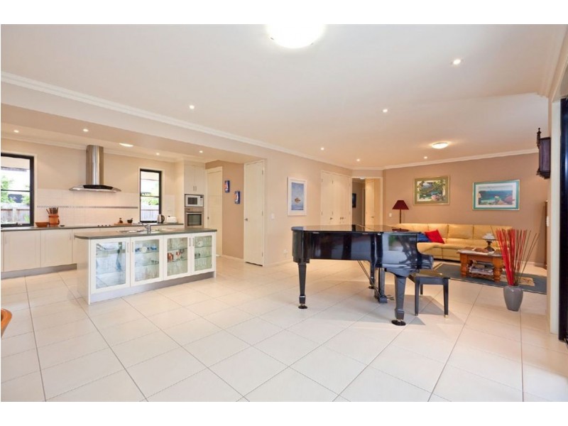 64 Jacob Street, Wellington Point QLD 4160