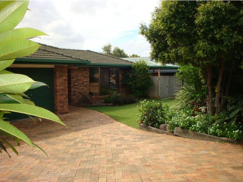 15 Turner Crescent, Wellington Point QLD 4160