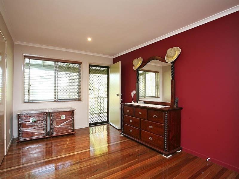 21 Warner Street, Wellington Point QLD 4160