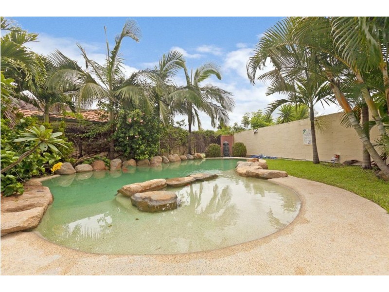 3 Cathben Court, Wynnum West QLD 4178