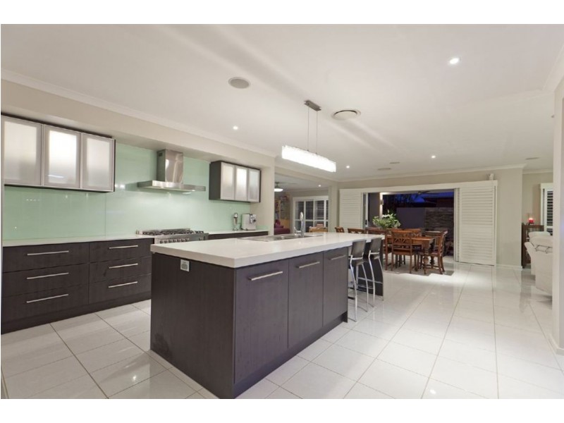 37 Allan Day Drive, Wellington Point QLD 4160