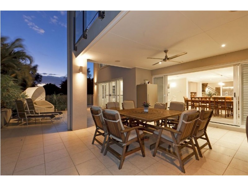 37 Allan Day Drive, Wellington Point QLD 4160