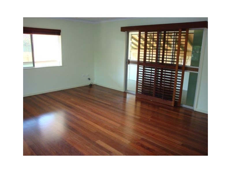 24 Agnes Street, Wellington Point QLD 4160
