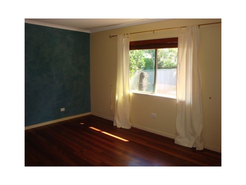 24 Agnes Street, Wellington Point QLD 4160