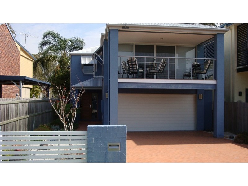 16 Mooroondu Road, Thorneside QLD 4158