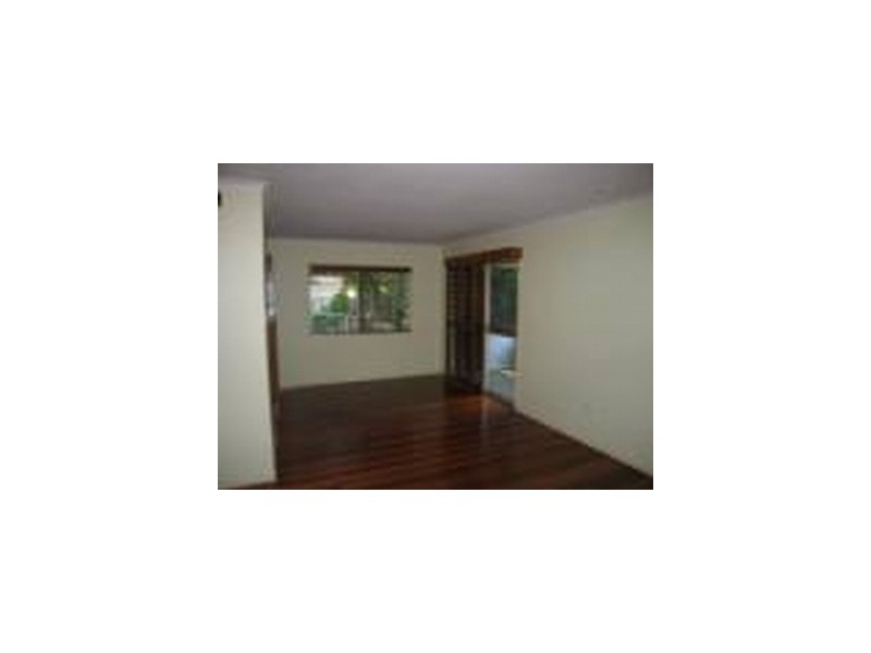 24 Agnes Street, Birkdale QLD 4159