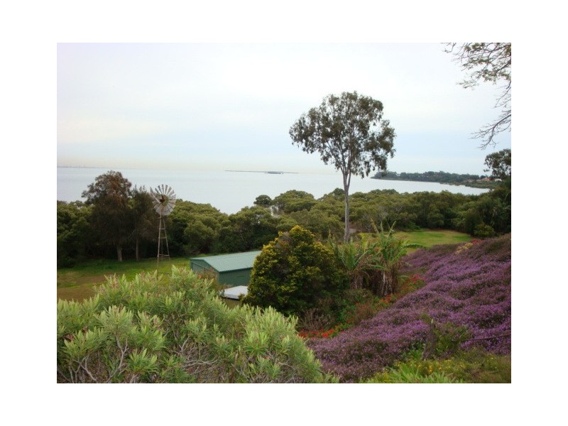 86 Douro Road, Wellington Point QLD 4160