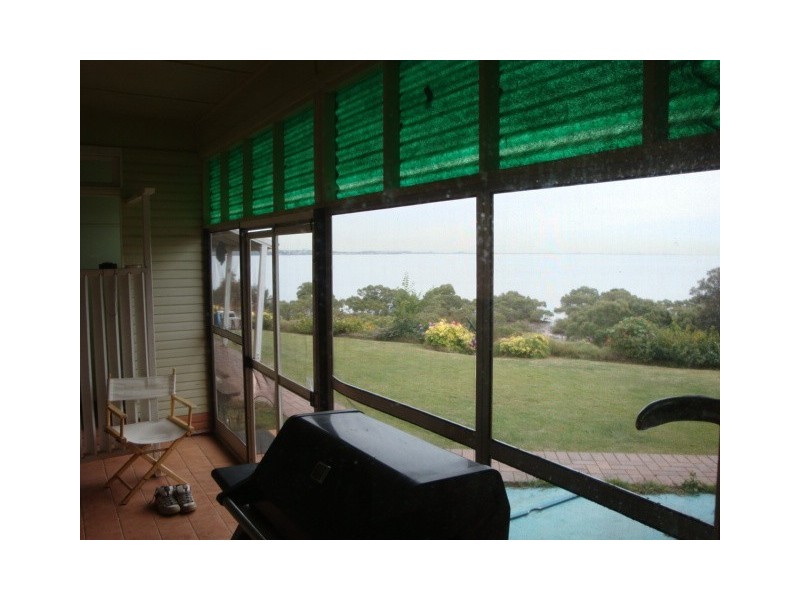 86 Douro Road, Wellington Point QLD 4160
