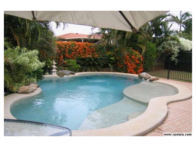 13 Sunray Place, Birkdale QLD 4159